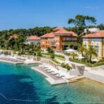 Foto: https://www.losinj-hotels.com/en/hotels-and-villas/hotel-alhambra-and-villa-augusta/